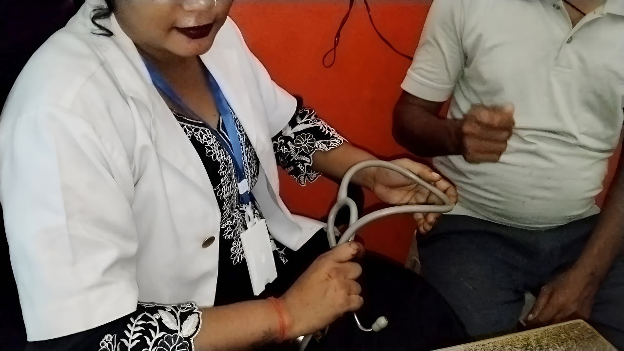 Seeing the Sexy Doctor, the Boy’s Mood Became and Both of Them Had Sex