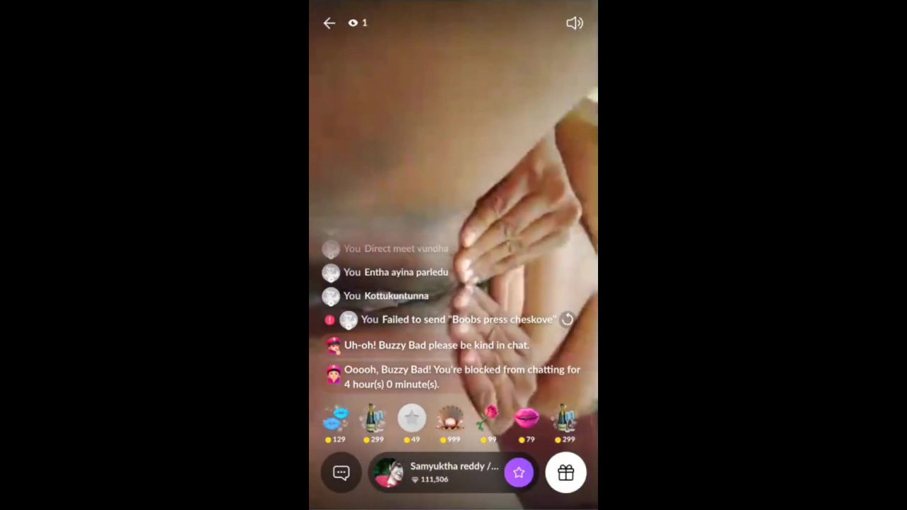 Horny Samyuktha Reddy Masturbating and Spreading Pussy On Live Tango 22