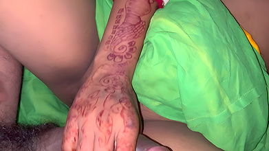 9inch Lond Sexy Bhabhi Handjob Video