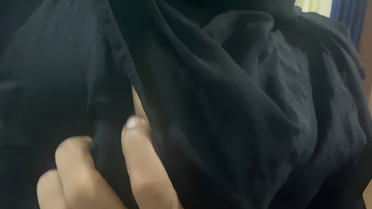 Arabic Pakistani Bigboobs Girl Pressed by Alone