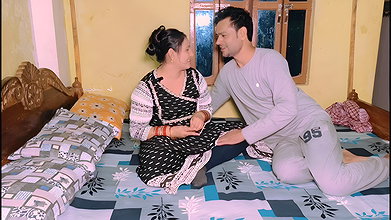 Babe Talking Getting Pleasure Lots of Cum on Butt