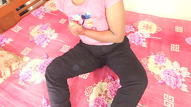 Bangladeshi Girl Self Press Her Boobs
