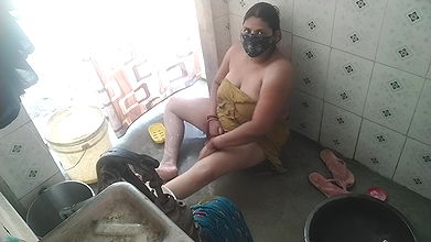 Bath Show Open Desi Bhabhi