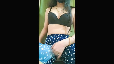 Bhabhi Ke Juicy Boobs
