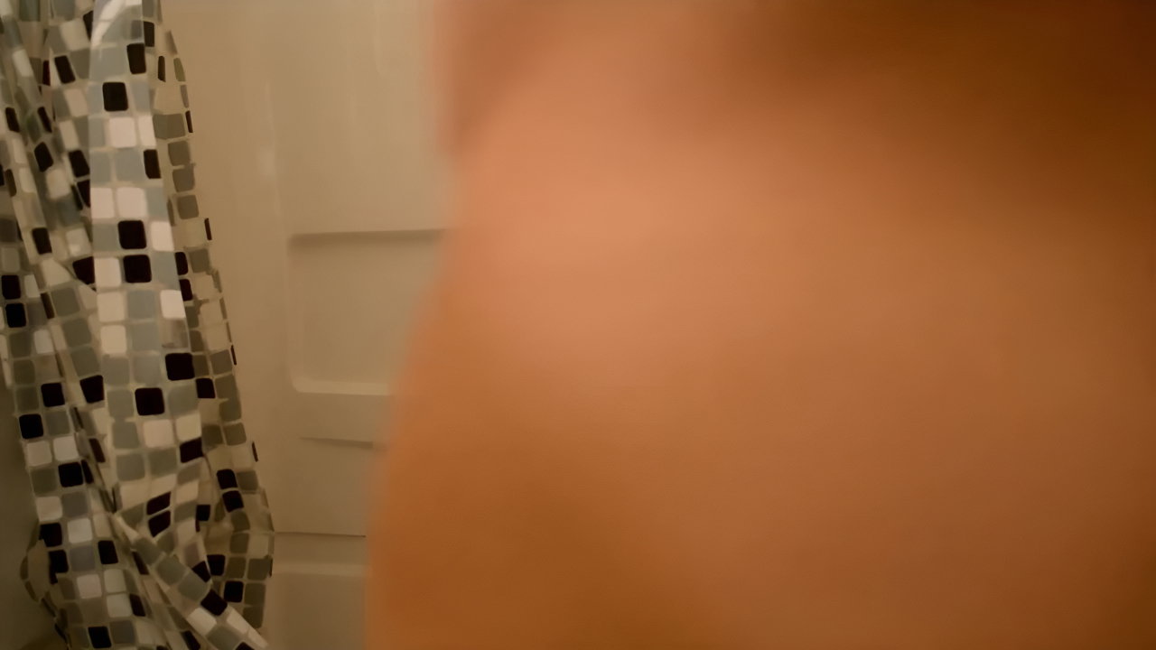 Carly shavering pussy hole hot girl at home g_bd1f5dc9