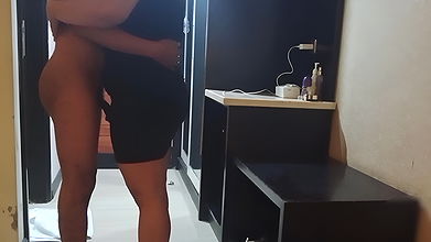 Cigarette Sales Lady, Can Be Brought to Check in at the Hotel