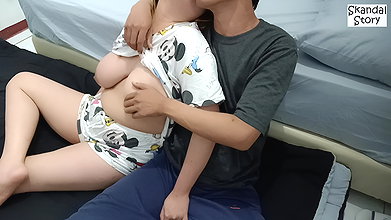 Dating a Sexy Stepsister
