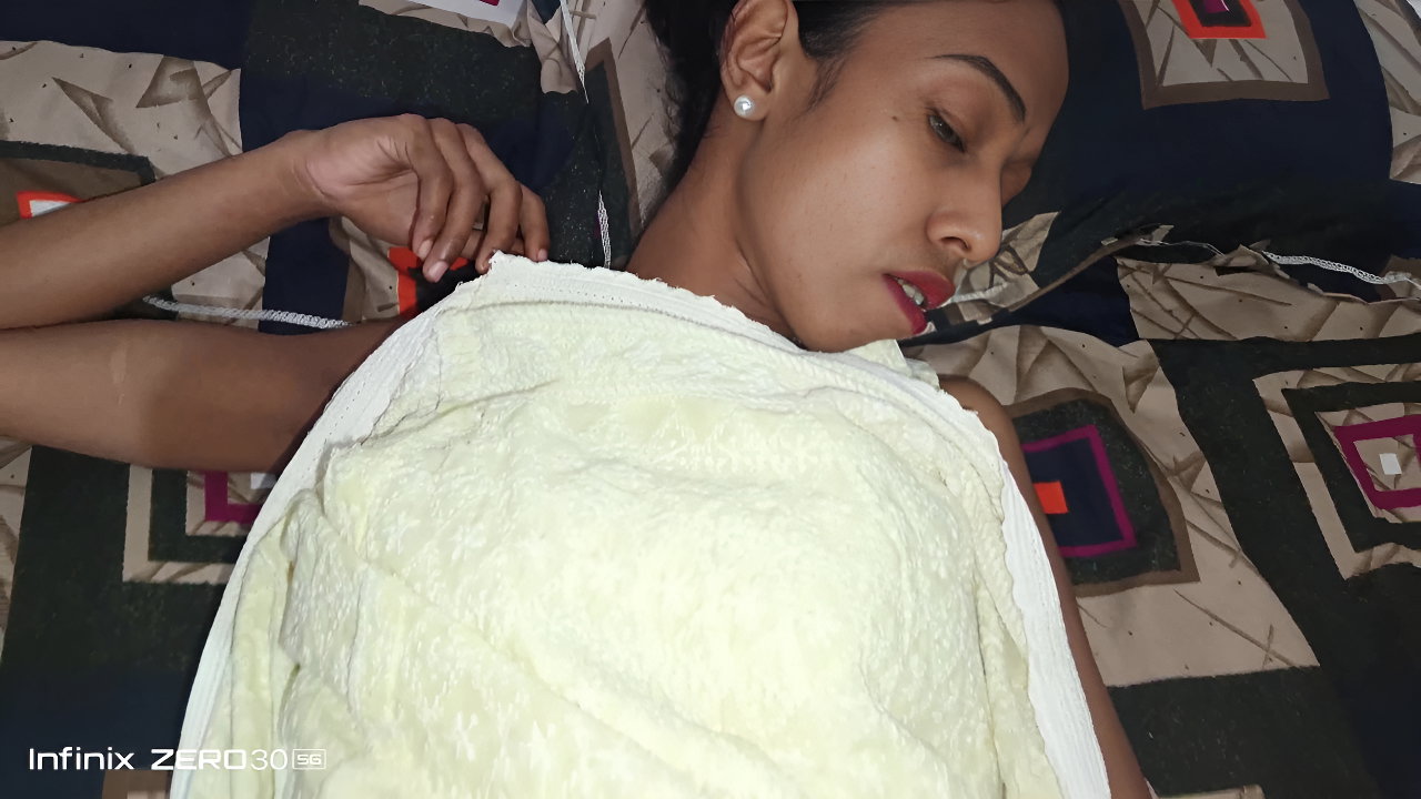 Desi Bhabhi Sex with Husband My Desi MMS Leak