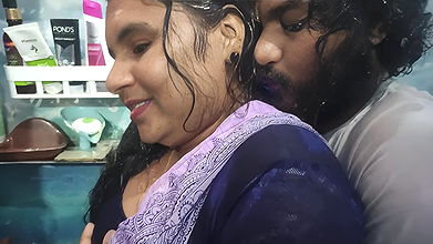 Desi Couple Saree Bath with Sex Day After Marriage