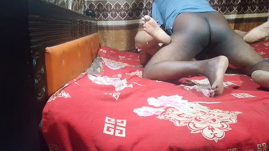 Every Day, He Satisfies His Own Greed by Fucking His Own Older Stepsister