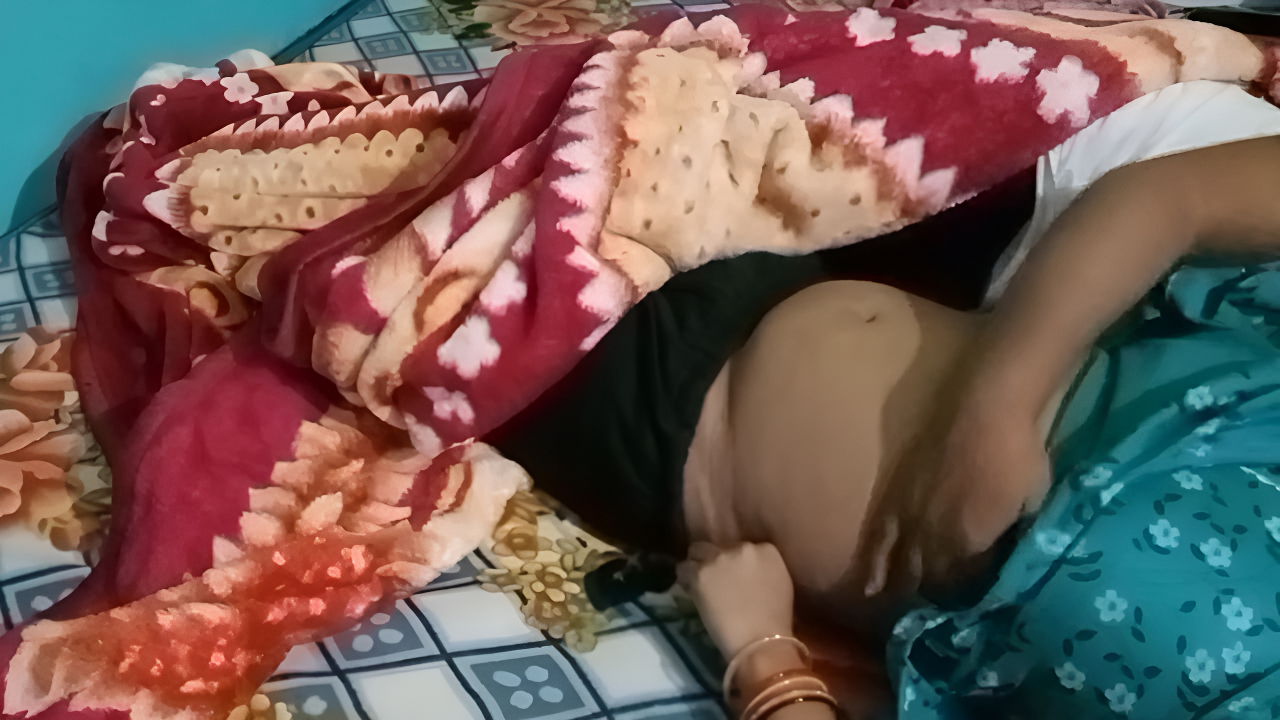 New Chubby Girl Having Sex with Her Lover.