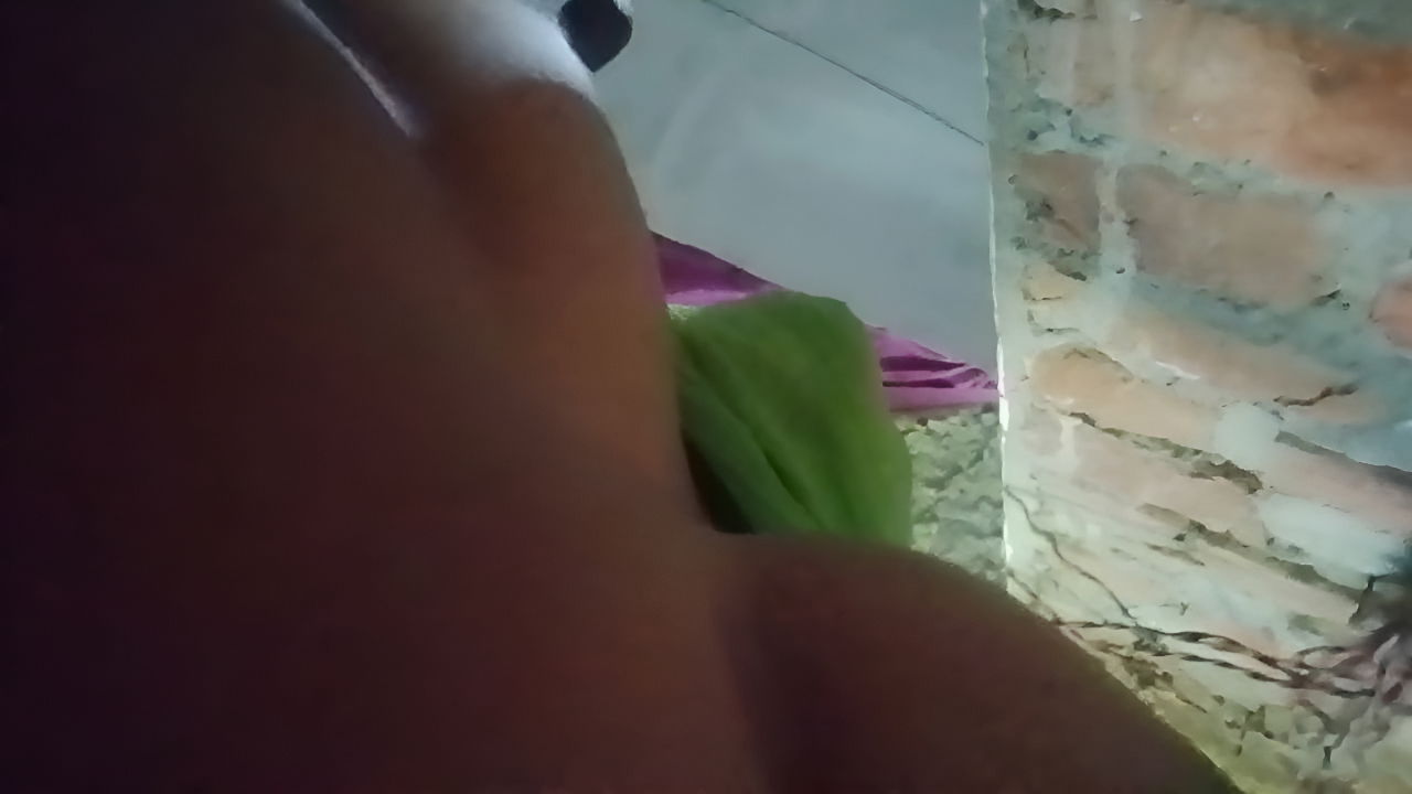 Fingering & Cum on Cam Masturbation Series with Unusual Dildos