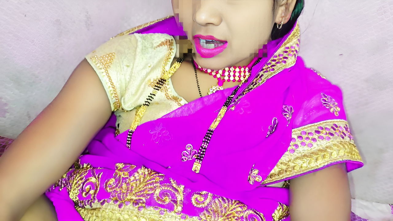 Fisting Pussy of Village Bhabhi