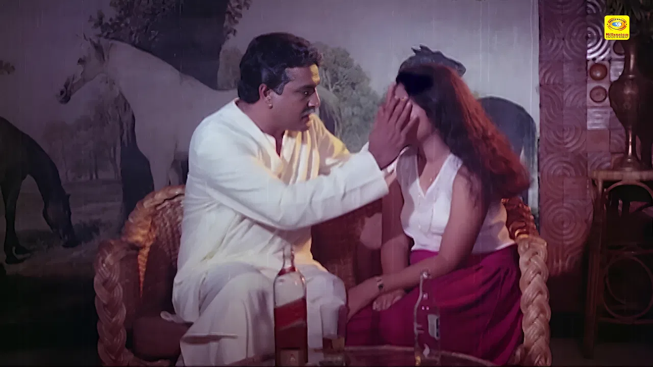 Priyanka,Unk Hot Seduction Scenes Compilation-Padata Veenayum Paadum (1990)