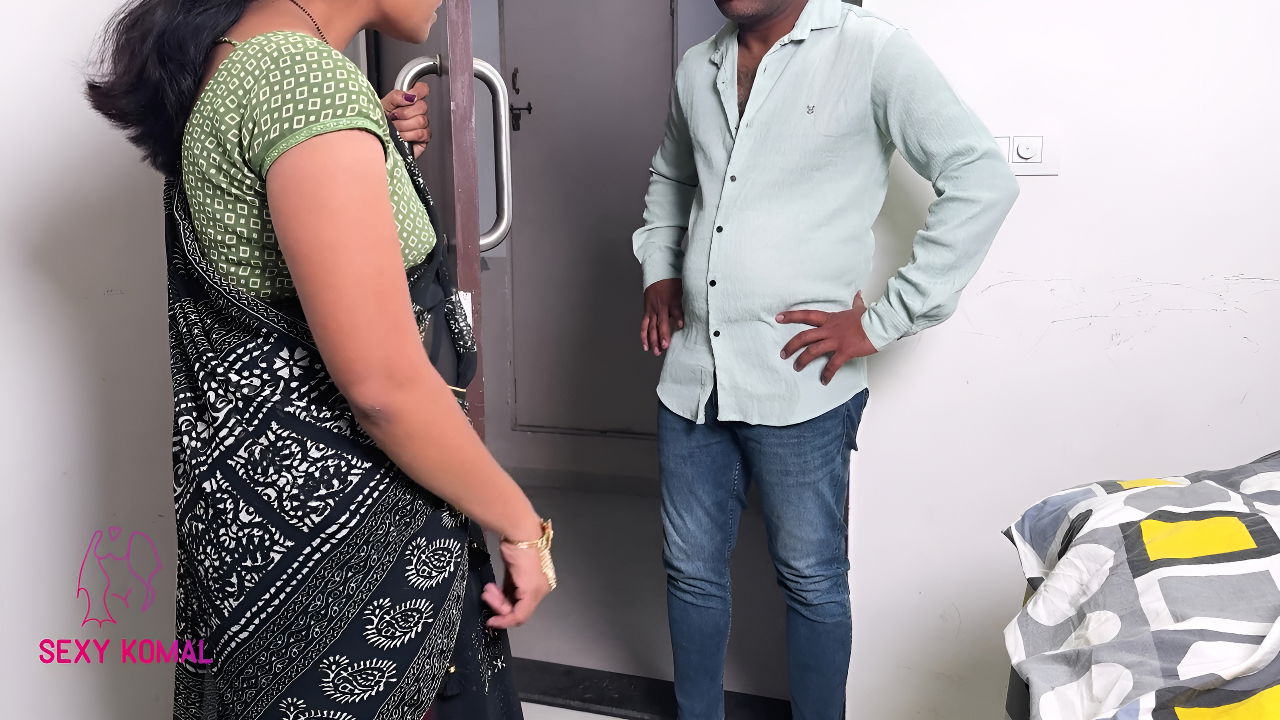 Soft! the Owner of the House Came to the House to Ask for a Feast, the Husband Touched the Man in the Bathroom, Took the Owner’s Penis in the Pussy.