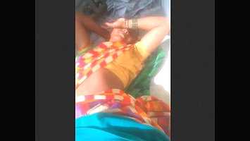 Bhabhi outdoor shaved pussy