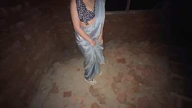 Laborer Mamta Gave the Owner a Discount for Extra Money