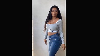 SUHU KHAN JUICY MELONS HOT