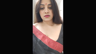 Youtuber Vandhana 5