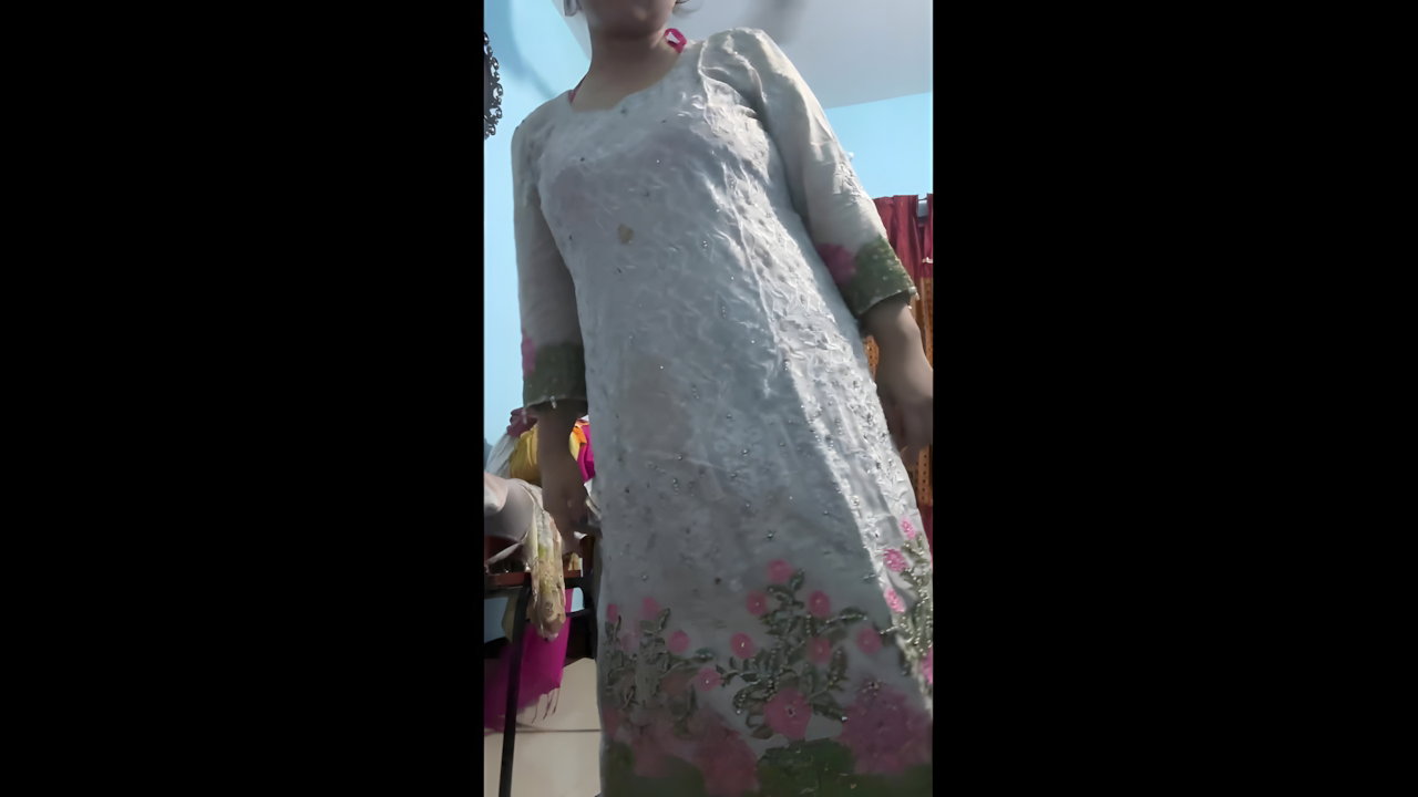 Bengali Chubby Mal Shaving Pussy 88