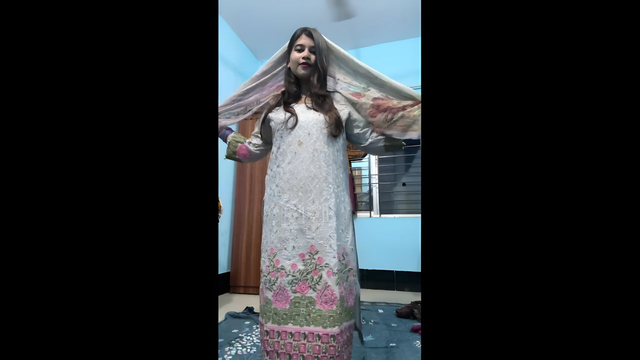 Bengali Chubby Mal Shaving Pussy 75