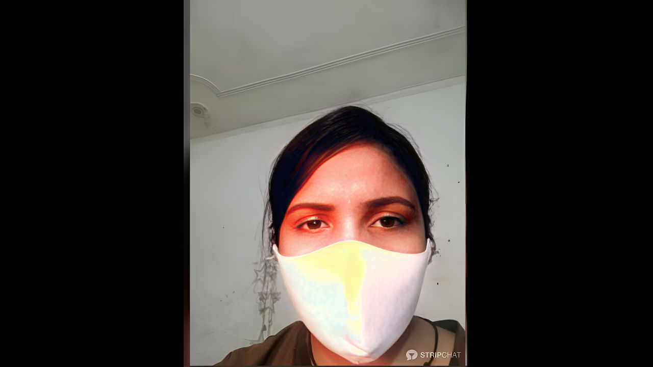 HotAishaa-stripchat-ticket-show