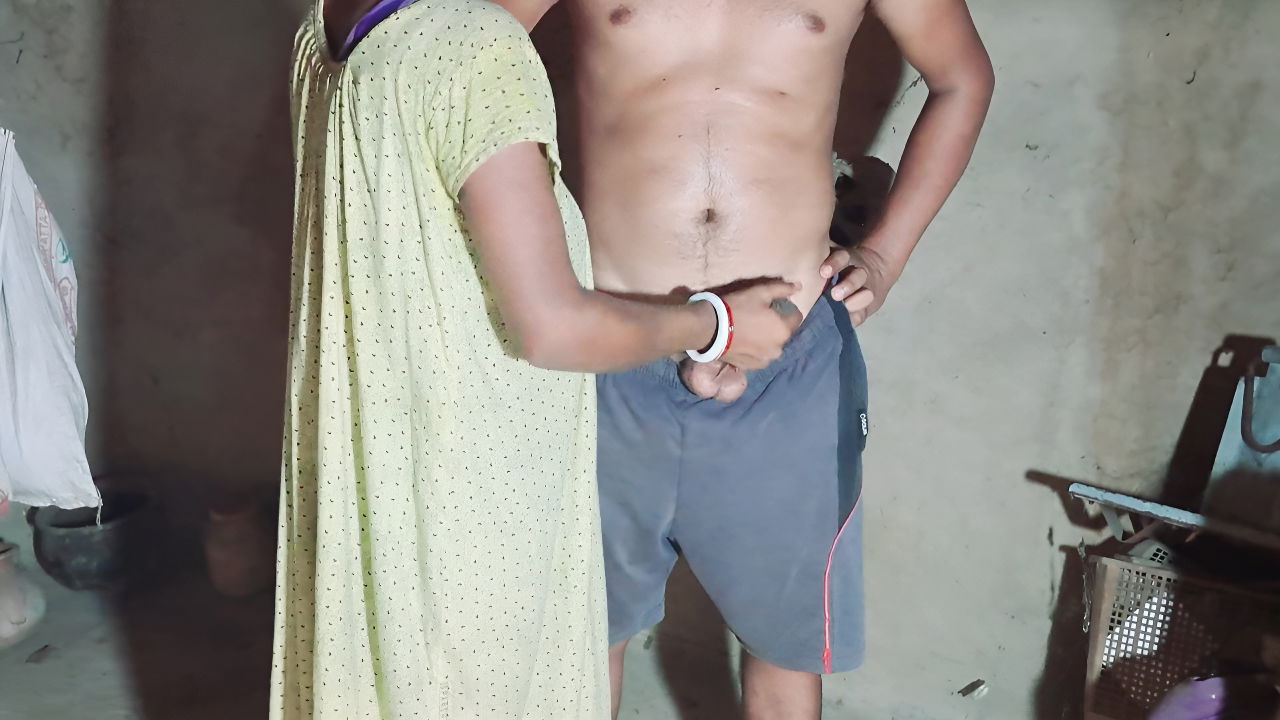 Desi Village Aunty Pusssy Eating with Boy Friend