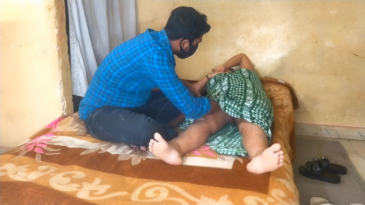 My Stepsister Walks in Unannounced and We Fuck Hard