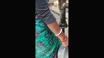 Bhabhi Outdoor Sex Indian Sex MMS Spotted