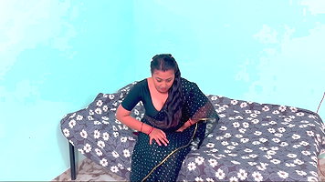 Indian Stepmom Shared Single Bed and Made Stepson Happy Full Hindi Audio My Desi