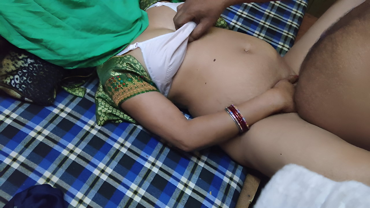 Tamil Aunty Enjoyed Sex with Brother-in-law From Mumbai
