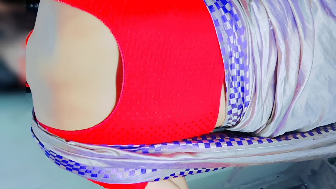 Very Cute Saree Bhabhi full HD Gets Very Naughty with Her Devar for Rough and Hard Anal Sex After Ice Massage on Her Back