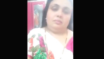 Beauty mature hot horny bhabhi