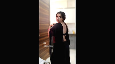 Youtuber Vandhana 18