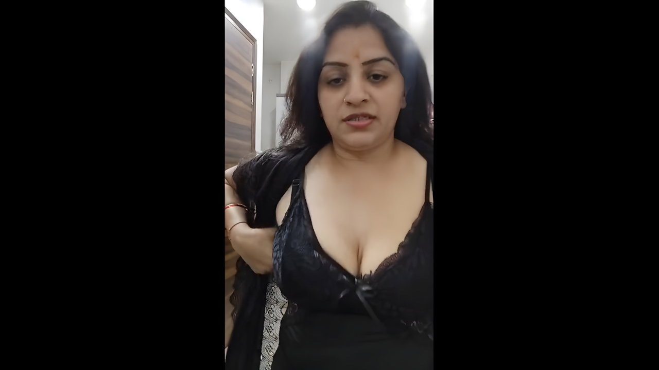 Youtuber Vandhana 39 Indian Sex MMS Leak