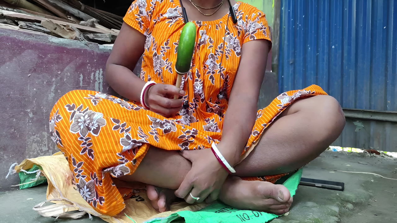 Bengali Audio Outdoor My Aunty Vegetable Sex ft Dogrupali69 by B