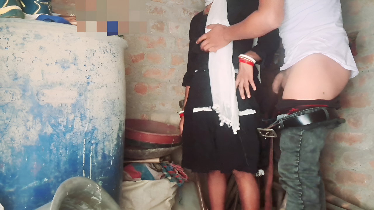 Very Cute Indian Housewife and Cute Sexy Gand ft Trilokinath by