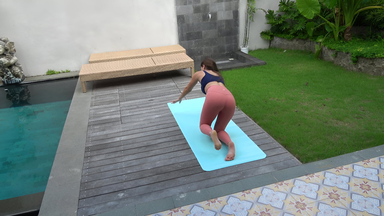 4Kriss Kiss Stepsister Fucked After Yoga