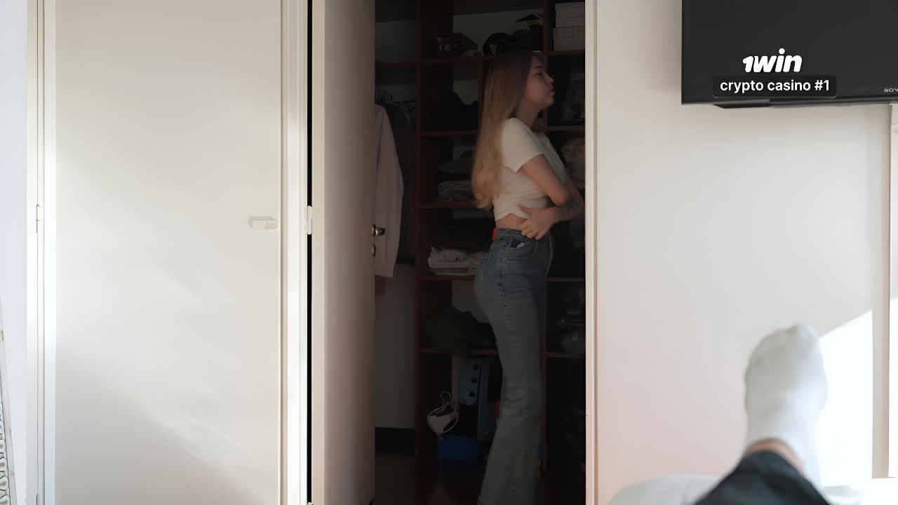 8Jenny Kitty No Privacy Stepsister Would Do Anything To Get Me Off Her Back