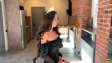Katty West Snow White Anal MMS Leak On Halloween