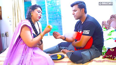 Desi MILF Bhabhiji Wants to Eat the Bananas of Her Brother-in-law’s Big Cock