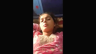 Cute girl fucking by jija suddenly they stop fucking