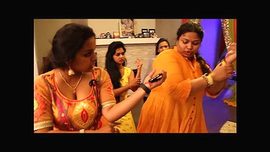 Cute Desi Girl Huge Cleavage