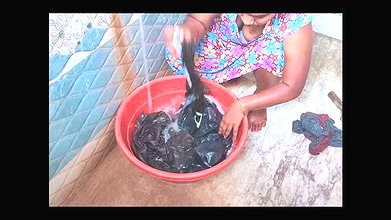 Homely Bhabhi Hot Boobs Show While Washing Cloths