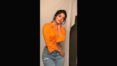 Divyabharathi photoshoot behind