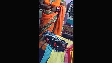 Desi Saree Bhabhi Changing