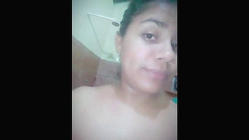 Beautiful Bigbooby Paki Girl Showing