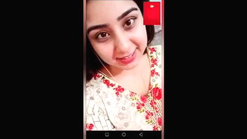 Paki Girl Showing On VideoCall