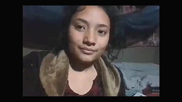 Desi teen age girl showing her boobs and pussy