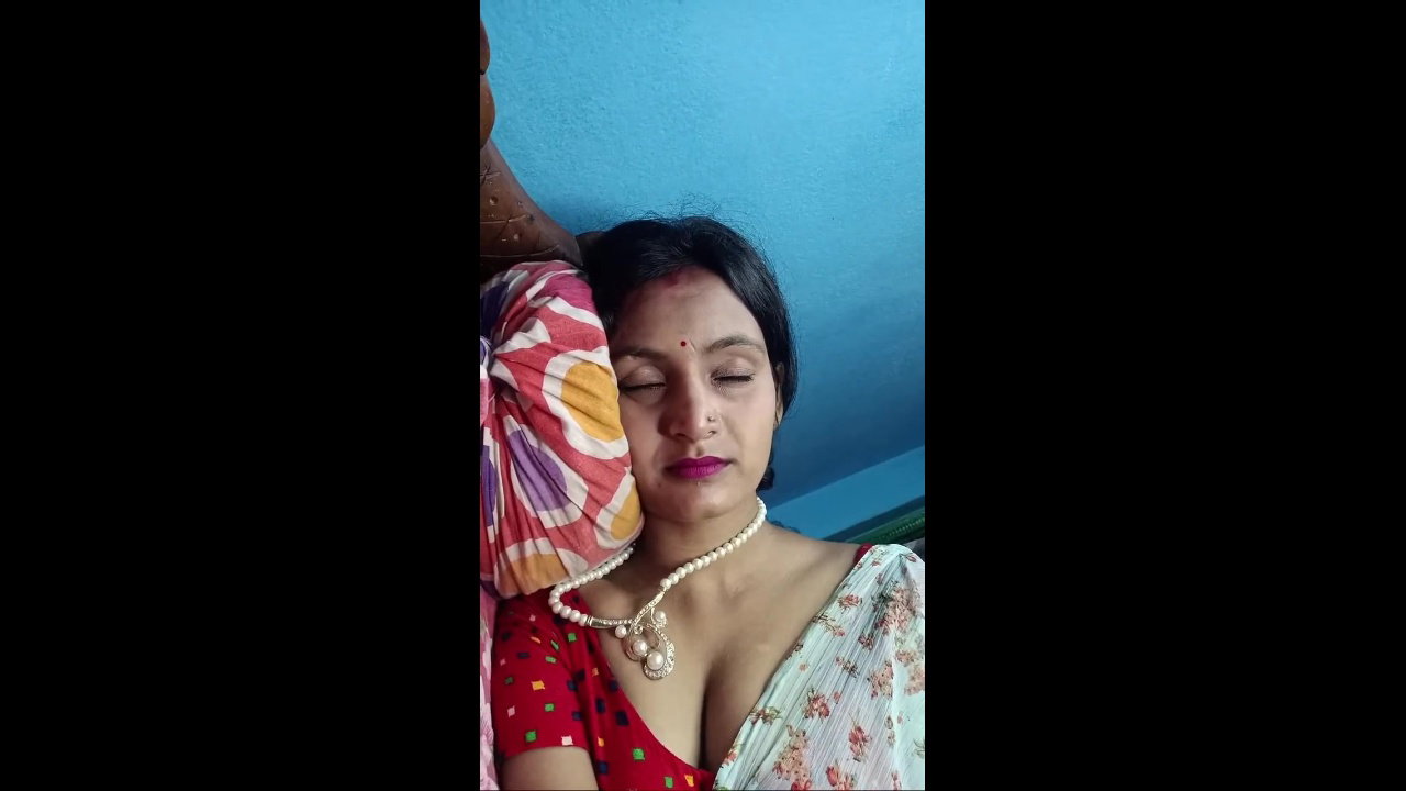 Aigini’s Lifestyle MMS – My Desi Collection 19